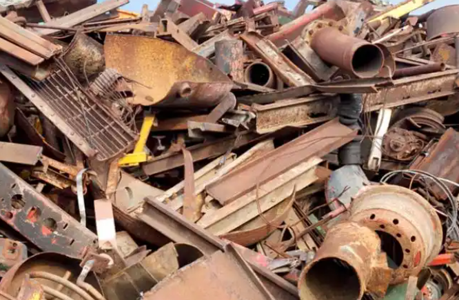 废铁回收